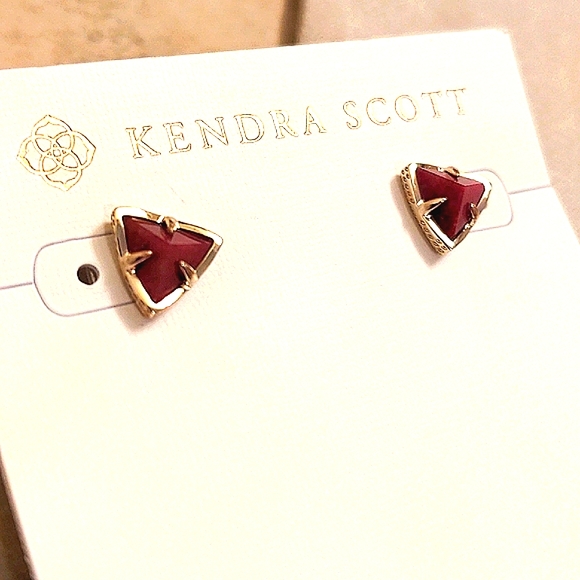 NEW Kendra Scott Perry Stud Earrings in Gold Raspberry Labradorite - Picture 6 of 6